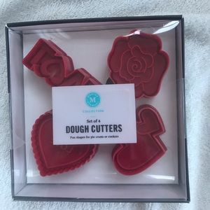 Martha Stewart Valentines Day Dough Cutters Cookies Heart Rose LOVE  NEW